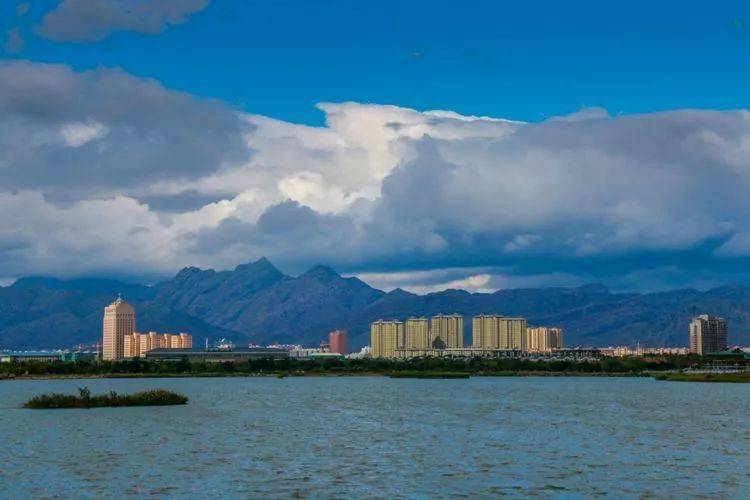 宁夏，历史印记与时代步伐的交融